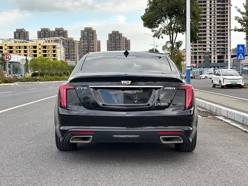 Cadillac CT5 — фото 5