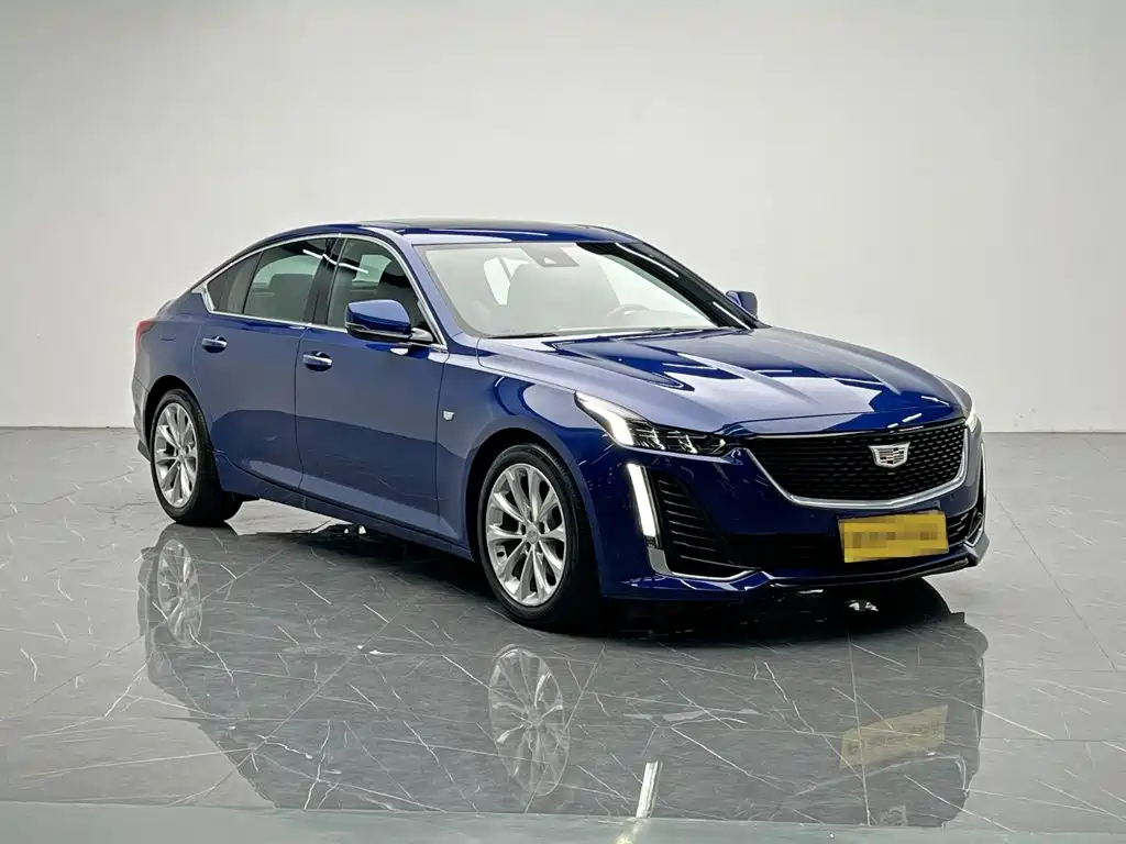 Cadillac CT5 — фото 8