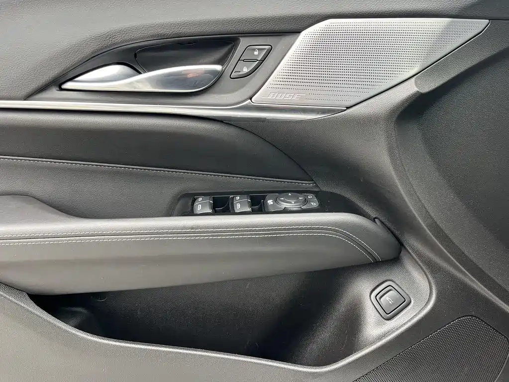 Cadillac CT4 — фото 21
