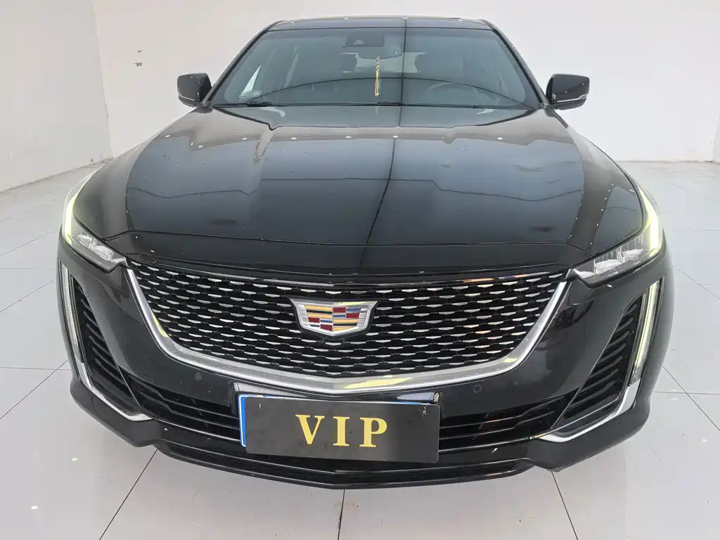 Cadillac CT5 — фото 2