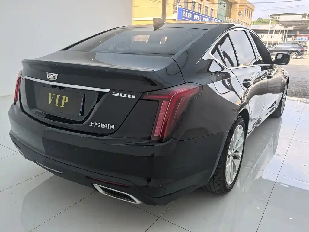 Cadillac CT5 — фото 5