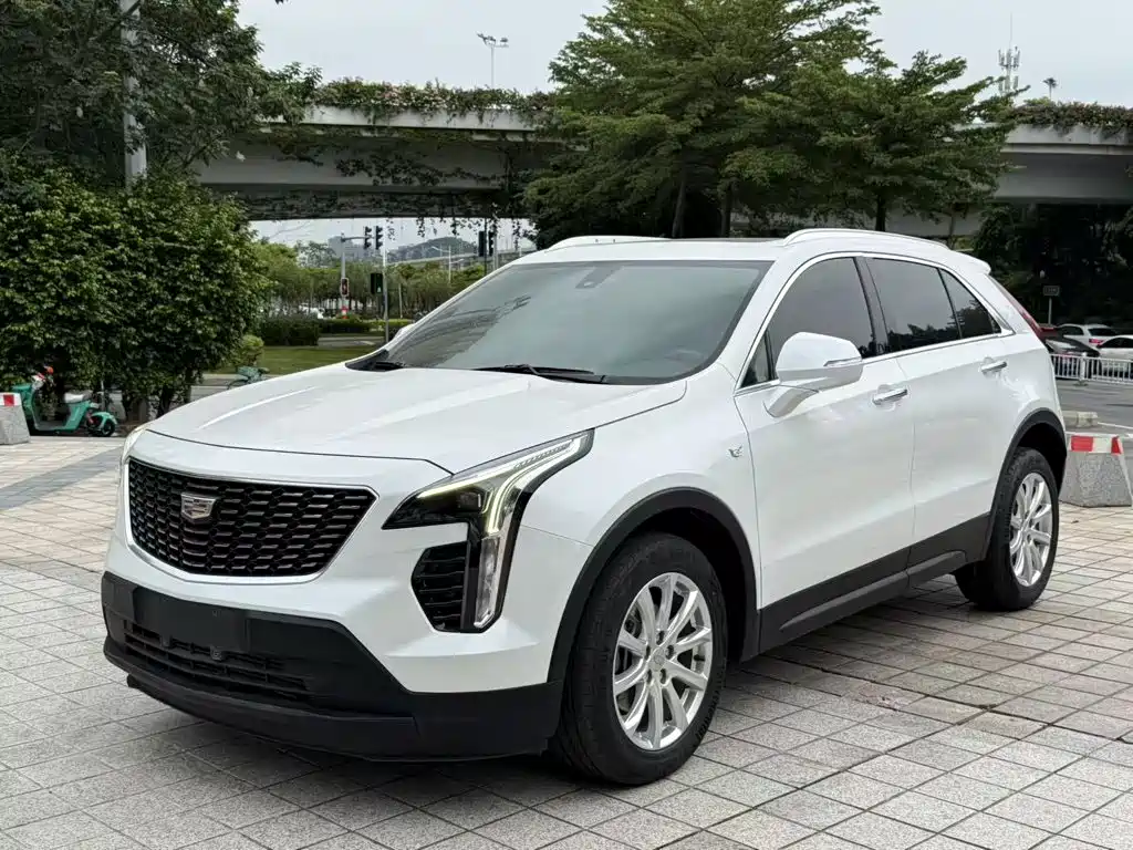 Cadillac XT4 — фото 2