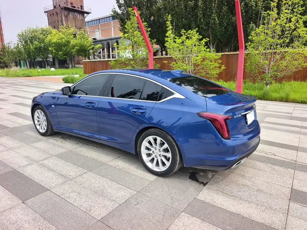 Cadillac CT5 — фото 6
