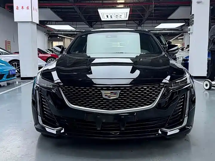Cadillac CT5 — фото 2