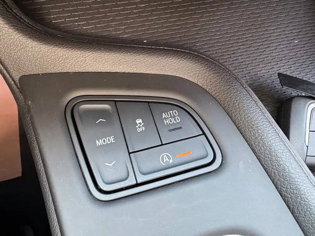 Cadillac CT5 — фото 28