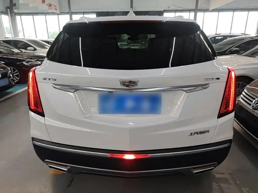 Cadillac XT5 — фото 6