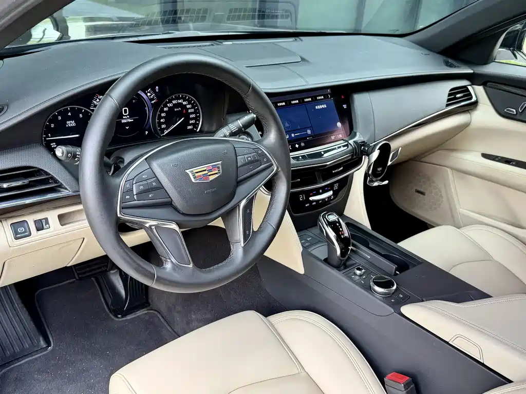 Cadillac CT6 — фото 14