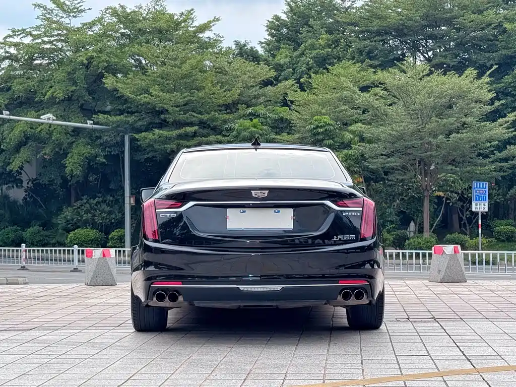 Cadillac CT6 — фото 5
