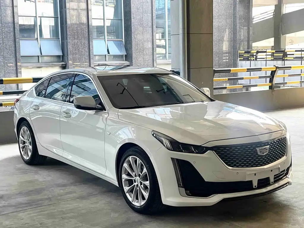 Cadillac CT5 — фото 3