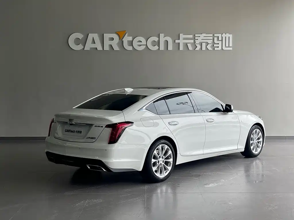 Cadillac CT5 — фото 4