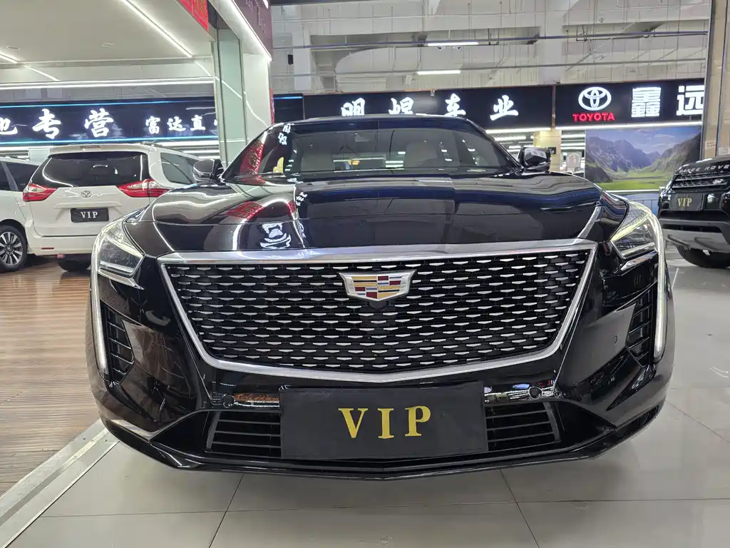 Cadillac CT6 — фото 2