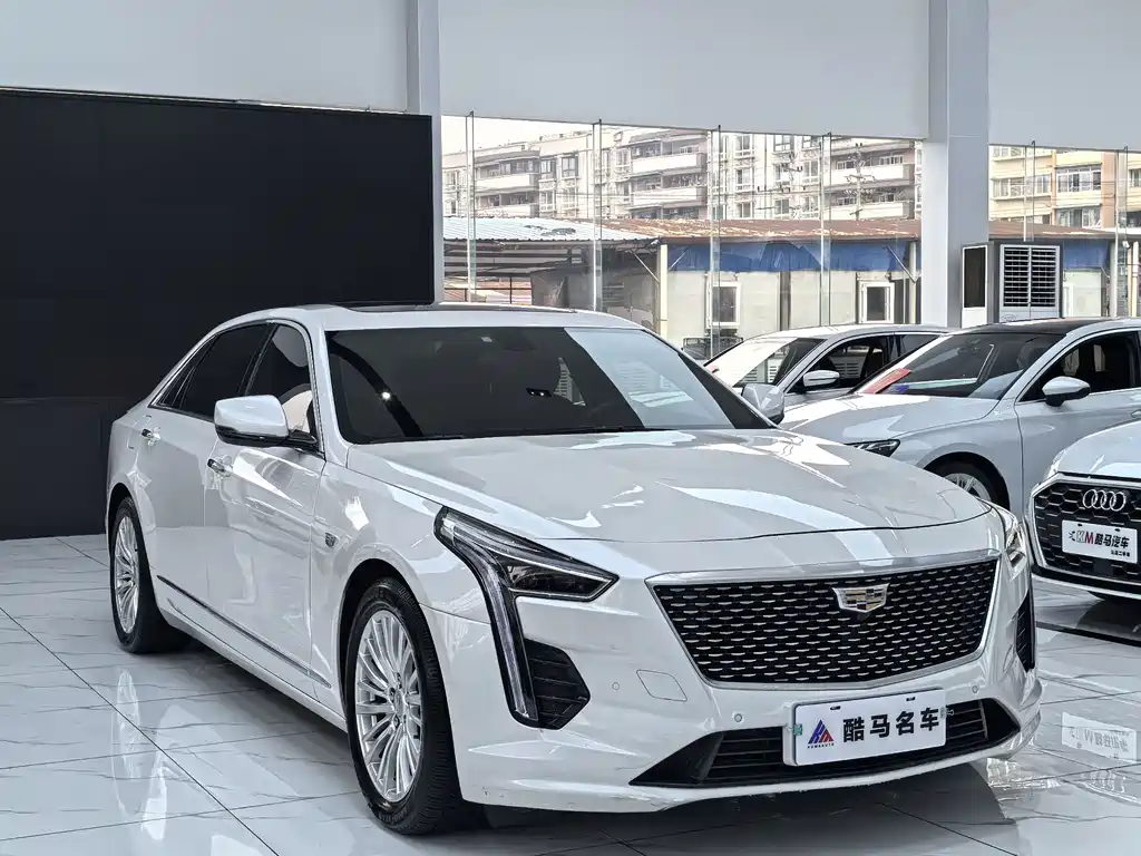 Cadillac CT6 — фото 3