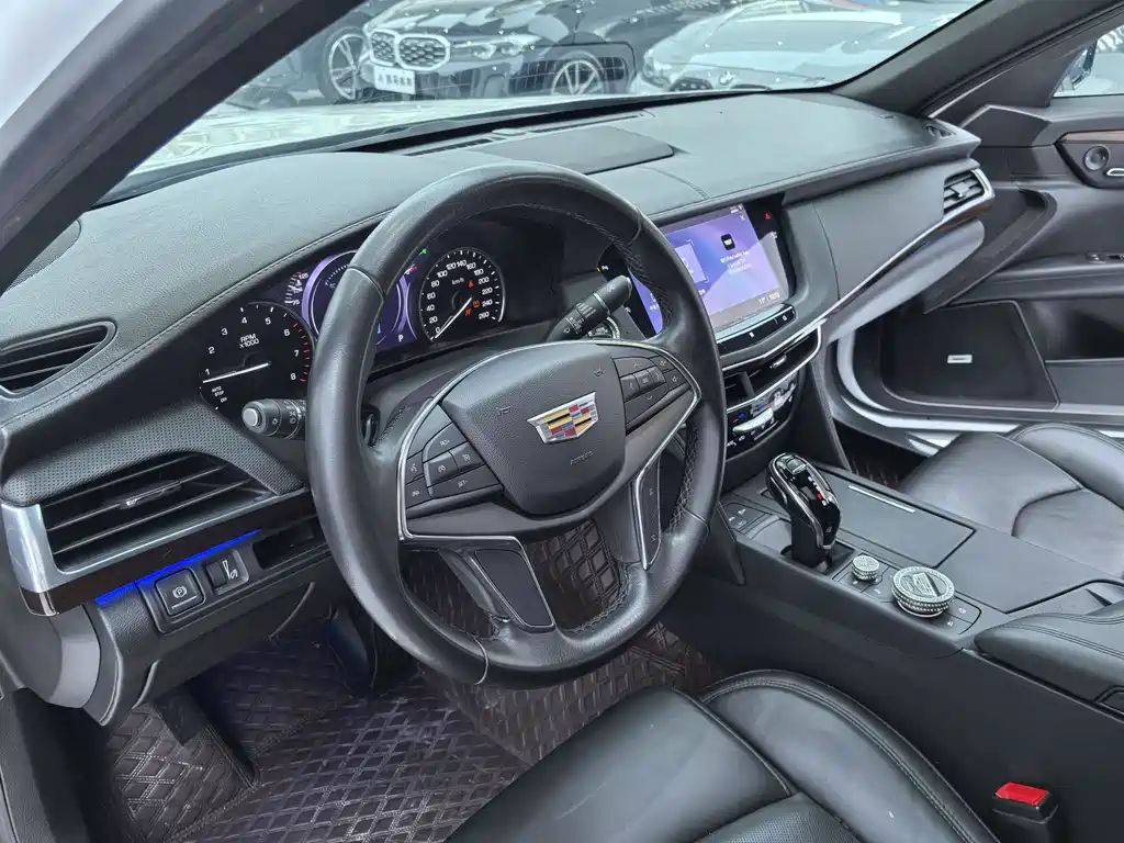 Cadillac CT6 — фото 6