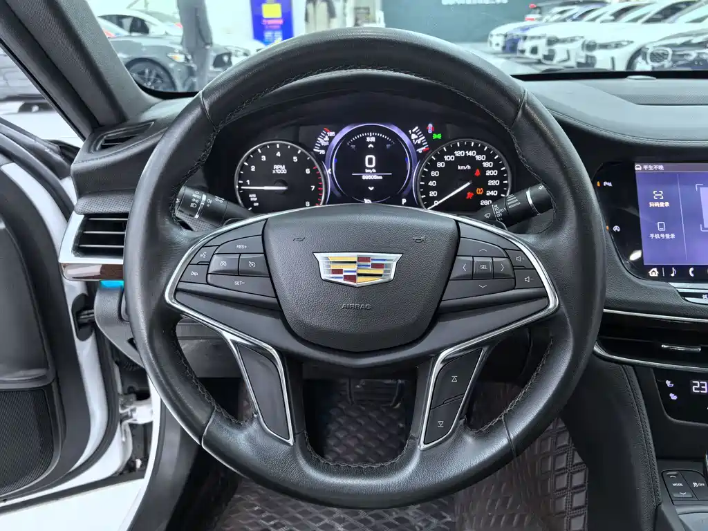 Cadillac CT6 — фото 8