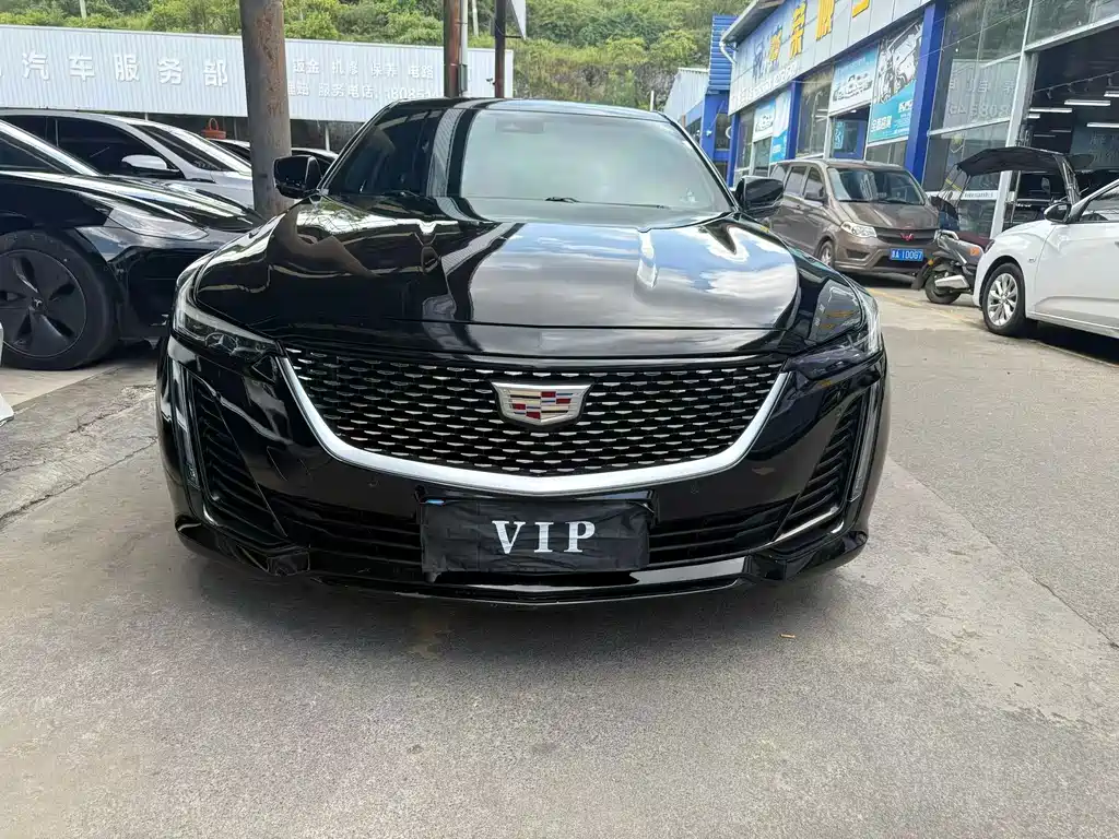Cadillac CT5 — фото 2
