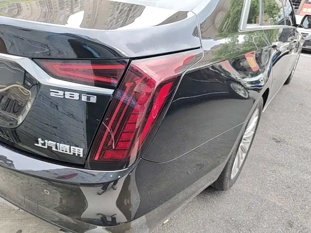 Cadillac CT6 — фото 8