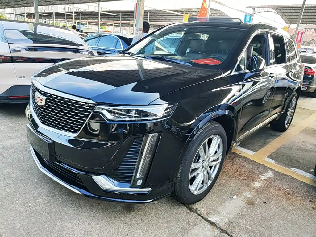 Cadillac XT6 — фото 2