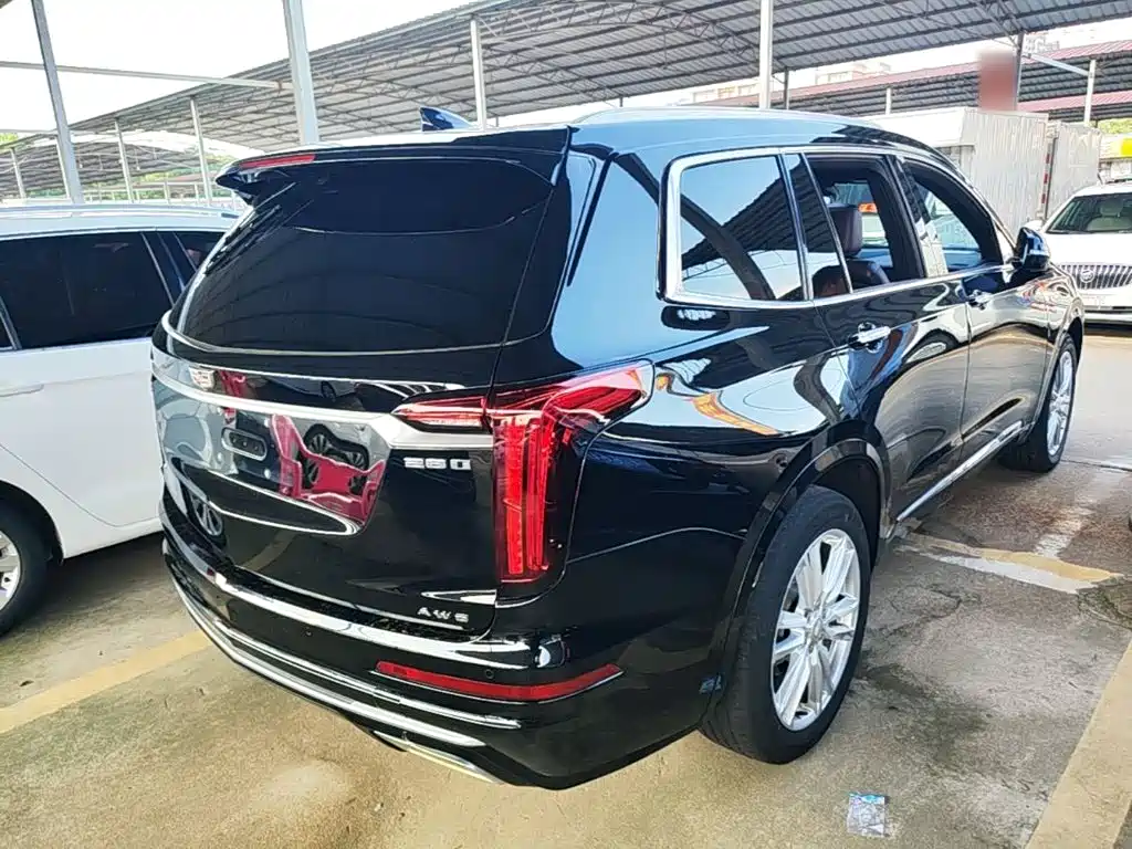 Cadillac XT6 — фото 7