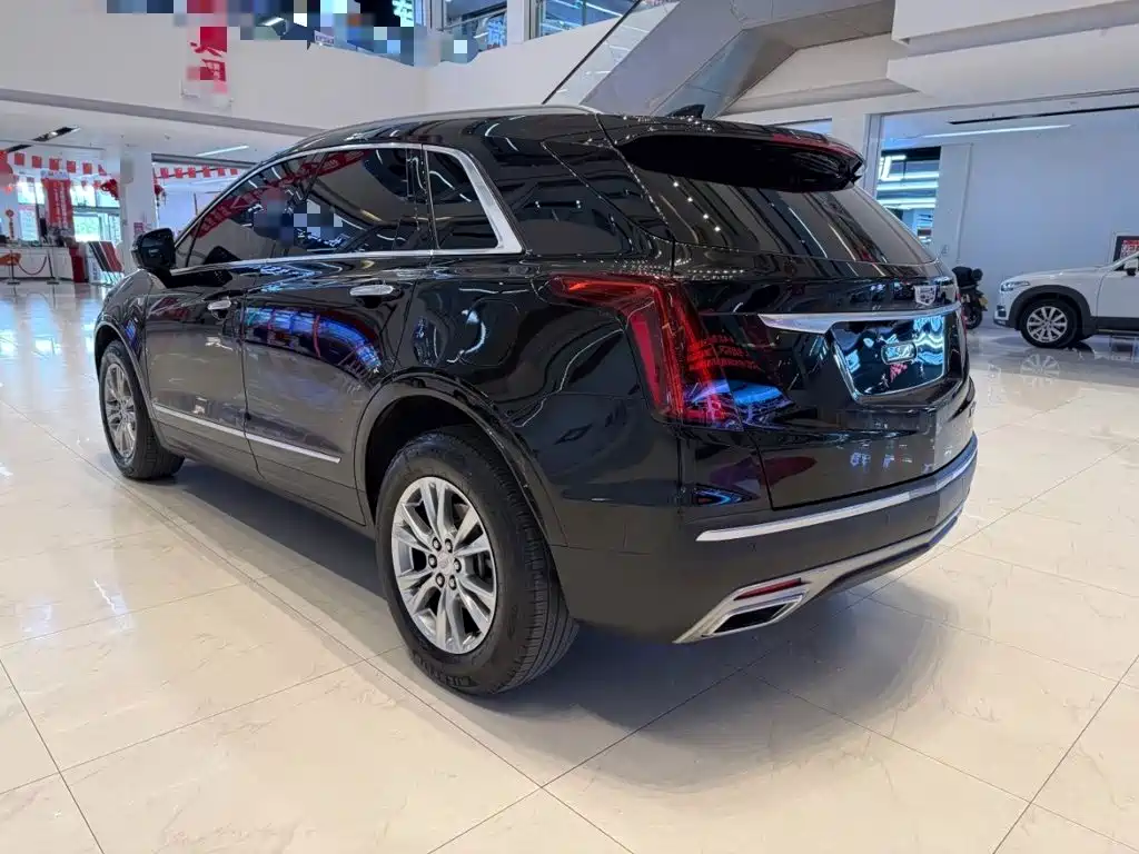 Cadillac XT5 — фото 5