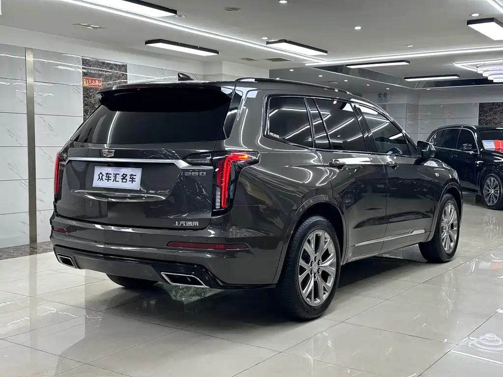 Cadillac XT6 — фото 6