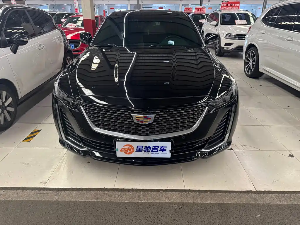 Cadillac CT5 — фото 2