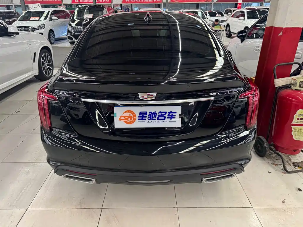 Cadillac CT5 — фото 14