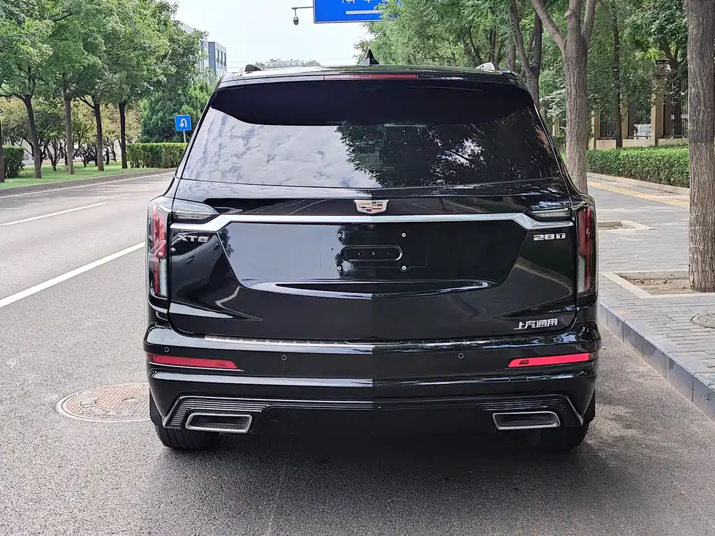 Cadillac XT6 — фото 25
