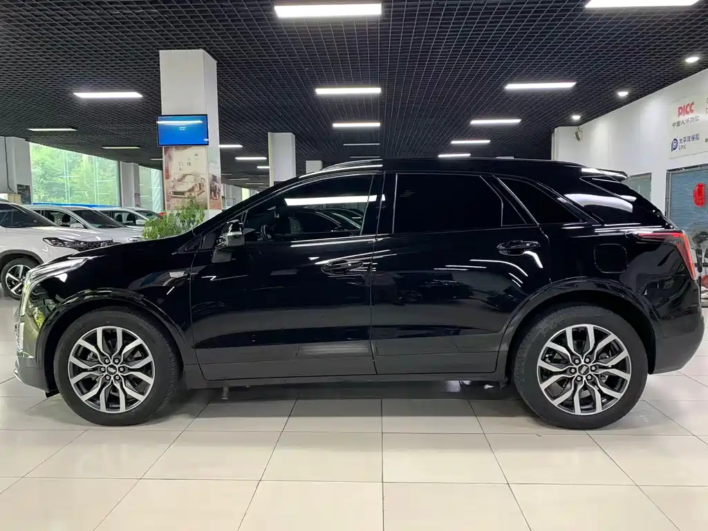 Cadillac XT5 — фото 3