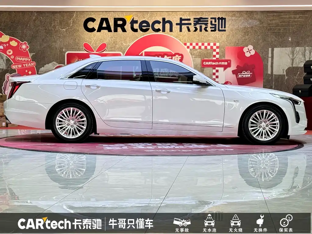 Cadillac CT6 — фото 23