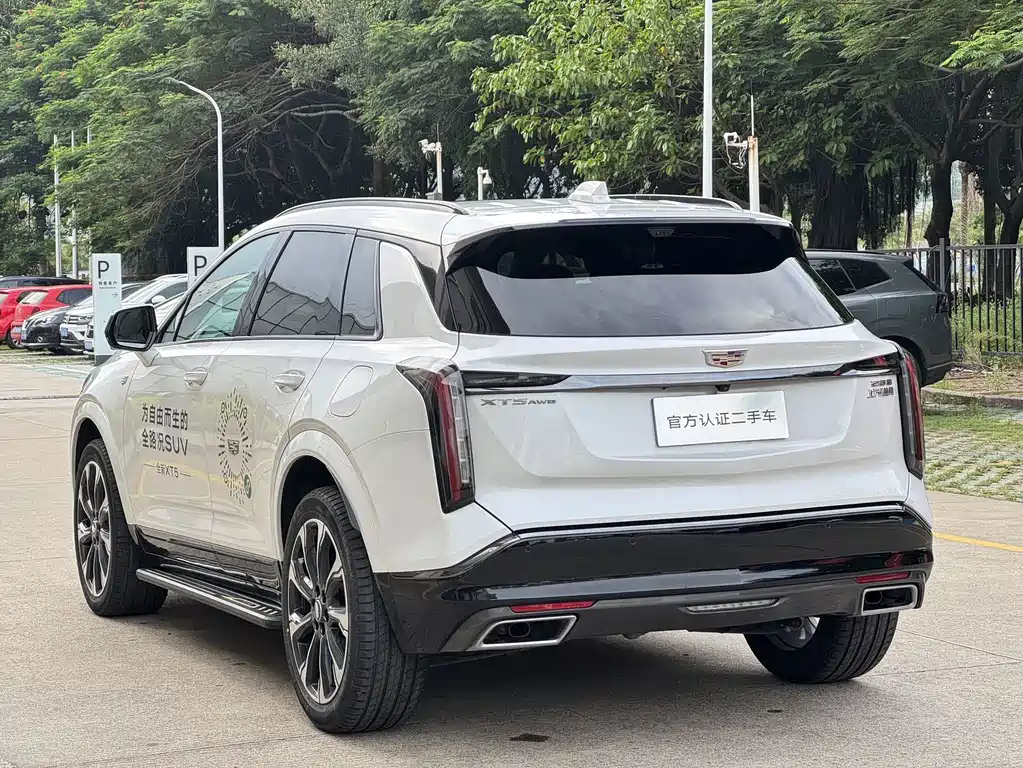 Cadillac XT5 — фото 6