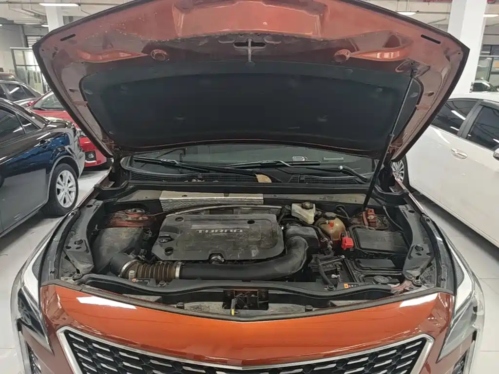 Cadillac XT4 — фото 20