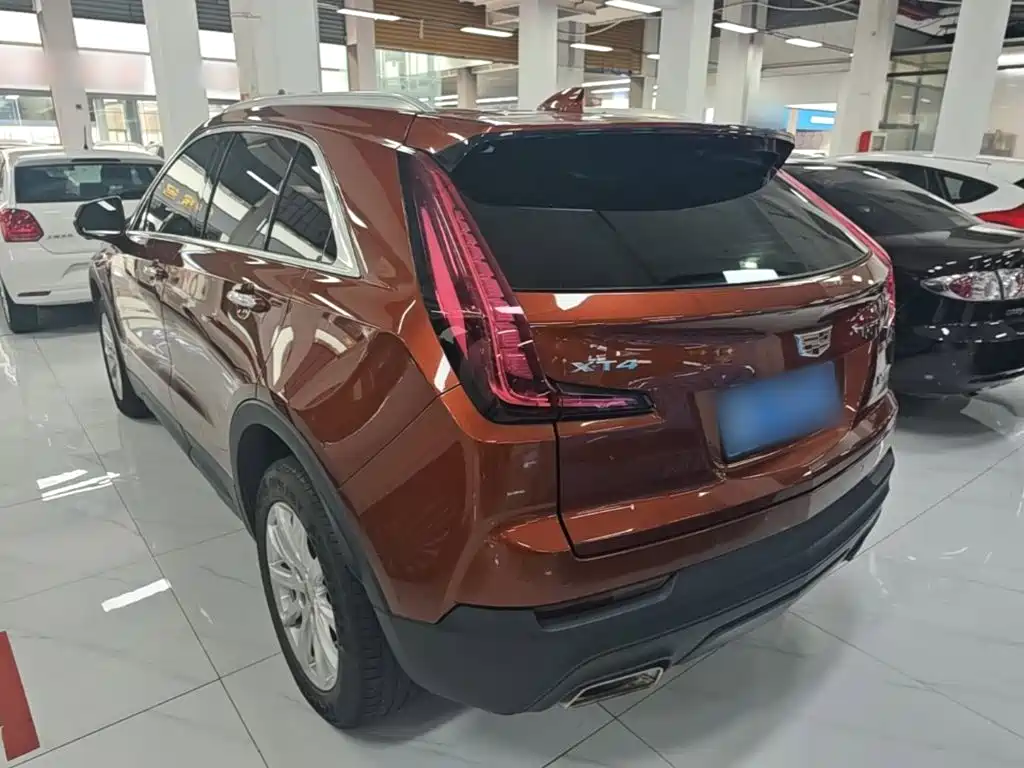 Cadillac XT4 — фото 5