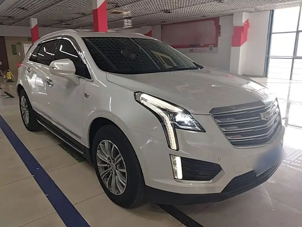 Cadillac XT5 — фото 4
