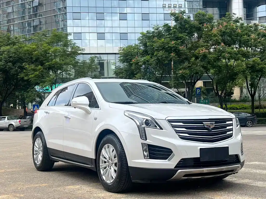 Cadillac XT5 — фото 3