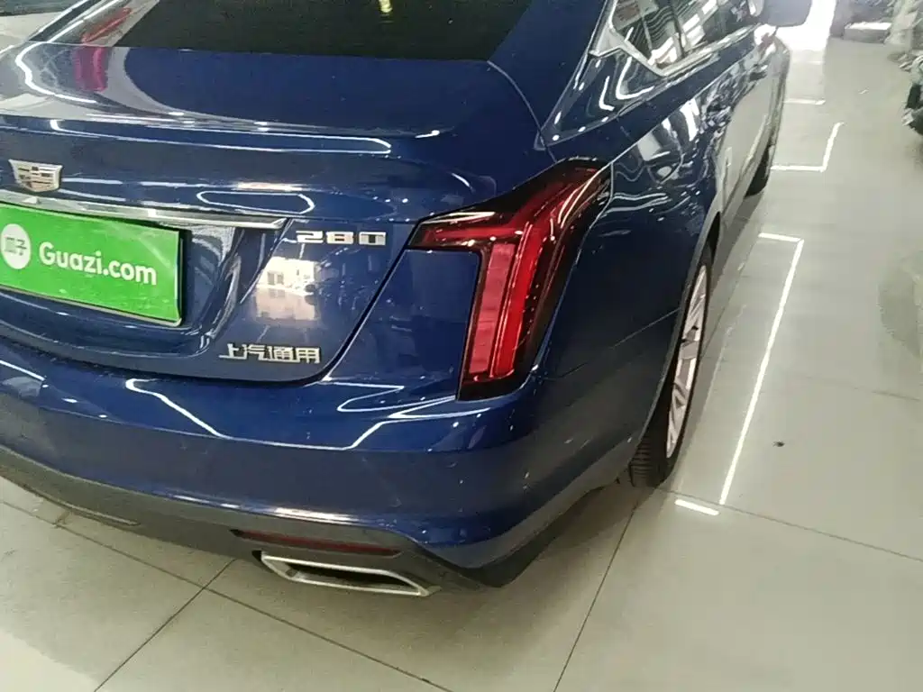 Cadillac CT5 — фото 8