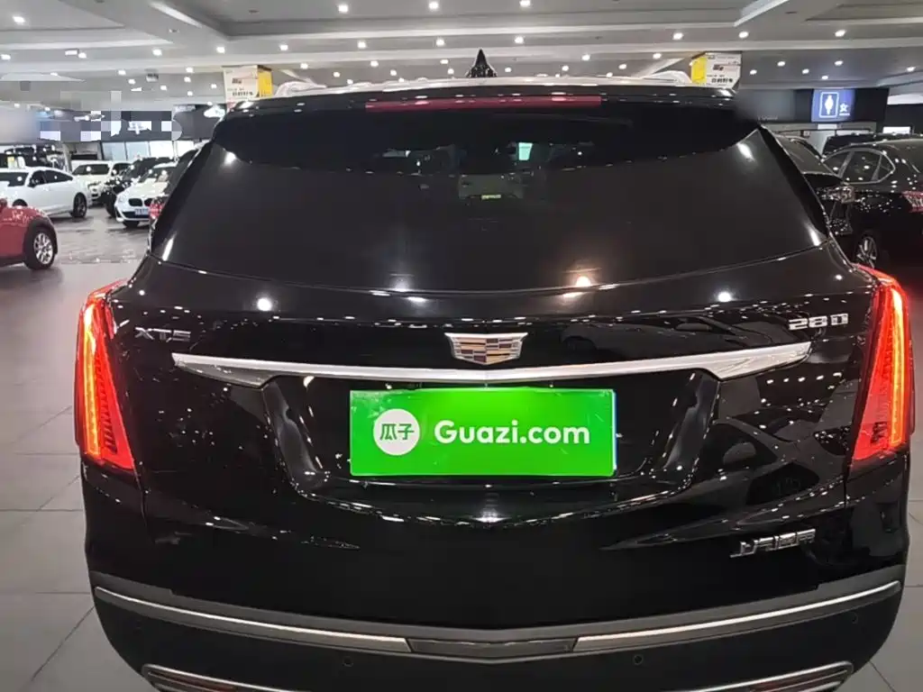 Cadillac XT5 — фото 6