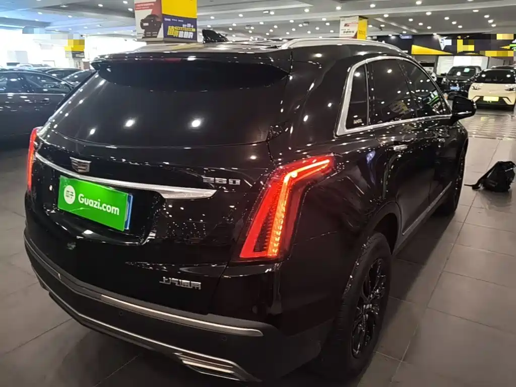Cadillac XT5 — фото 7