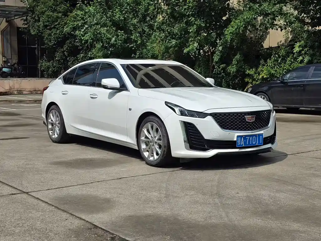 Cadillac CT5 — фото 3