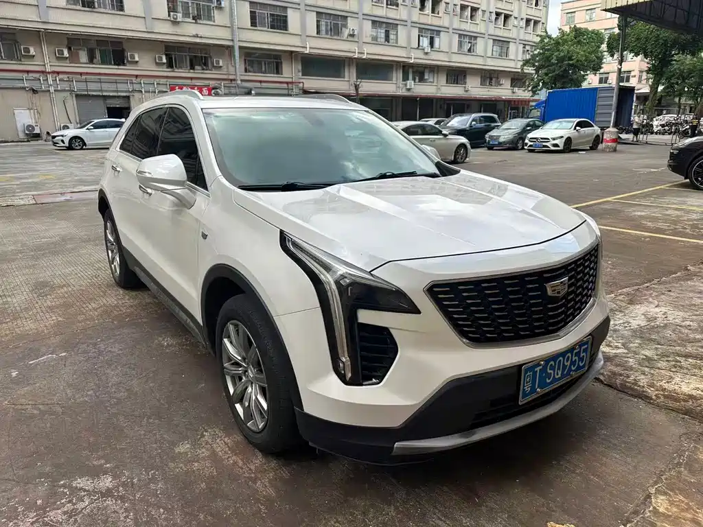 Cadillac XT4