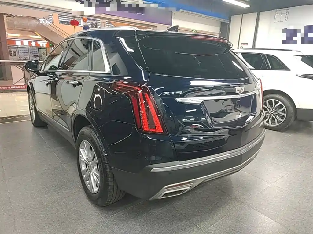Cadillac XT5 — фото 5