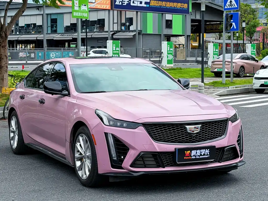 Cadillac CT5 — фото 2