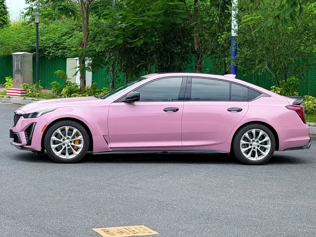 Cadillac CT5 — фото 4