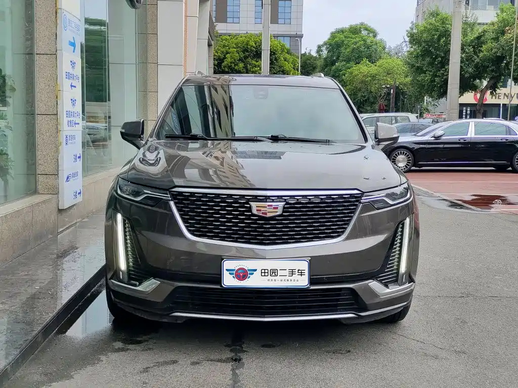 Cadillac XT6 — фото 2