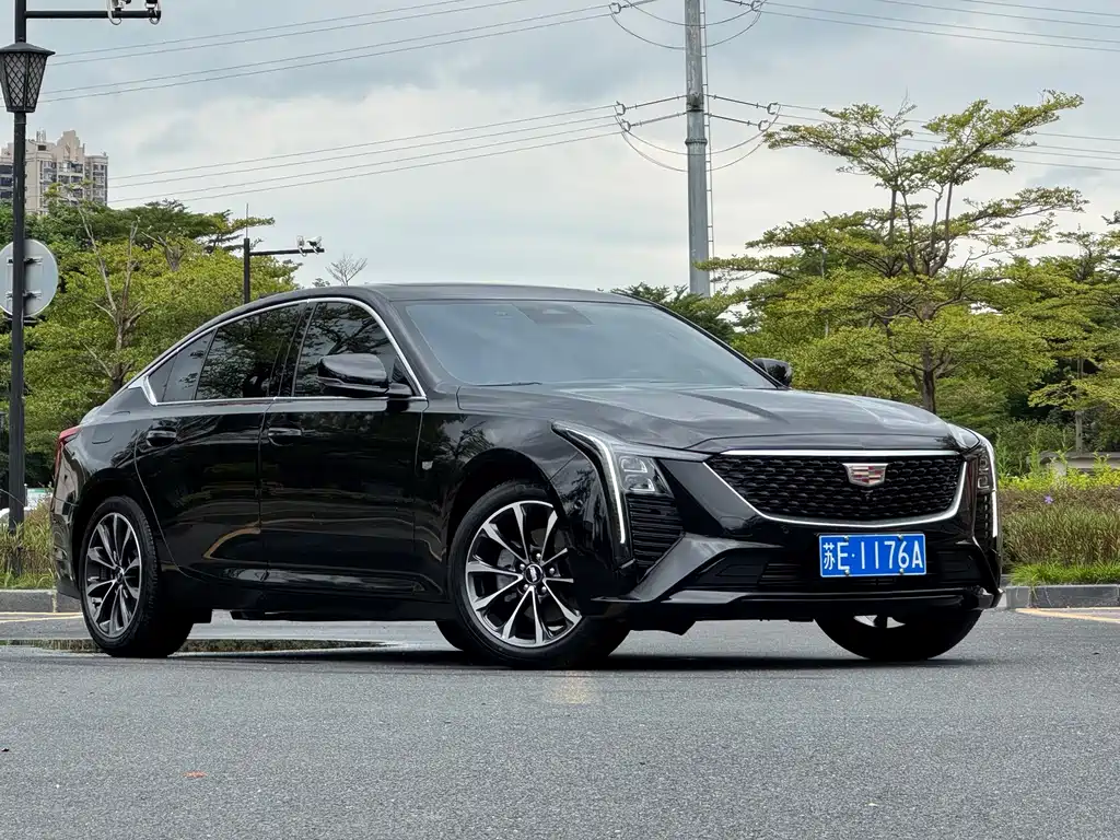 Cadillac CT5 — фото 2