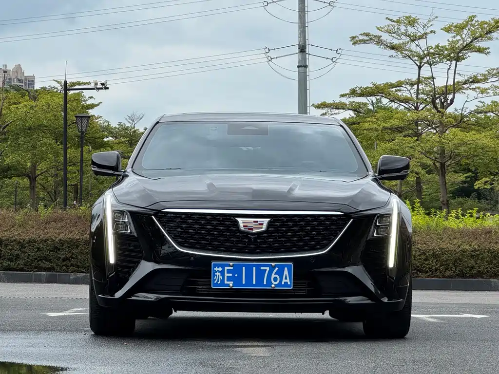 Cadillac CT5 — фото 7