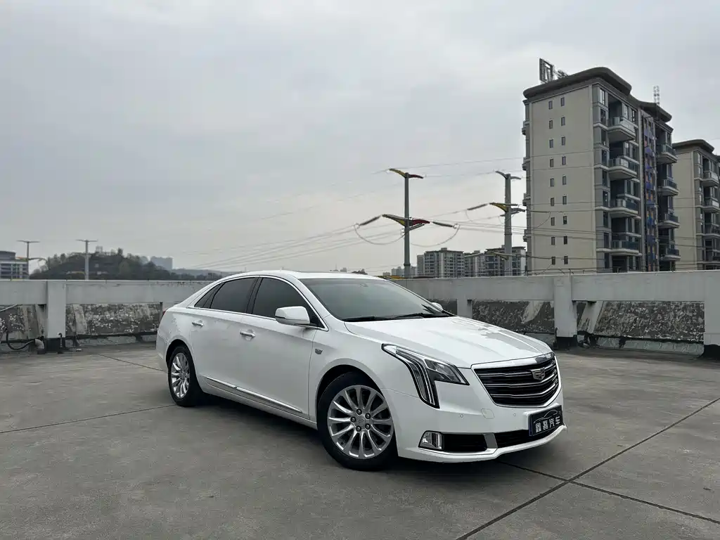 Cadillac XTS — фото 9