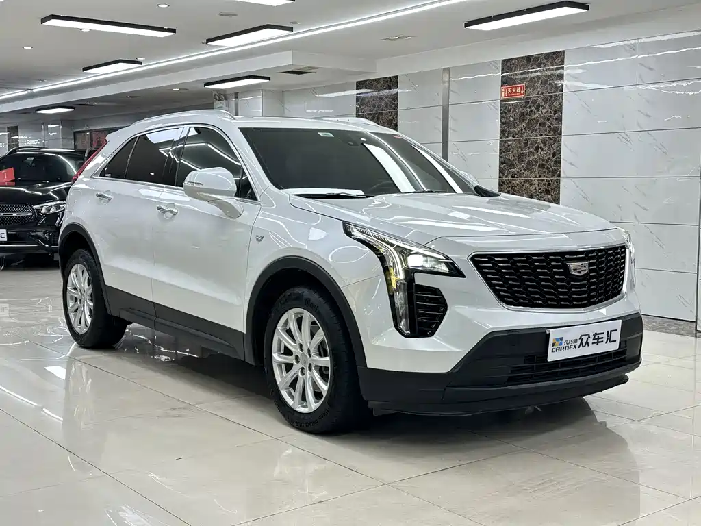 Cadillac XT4 — фото 3