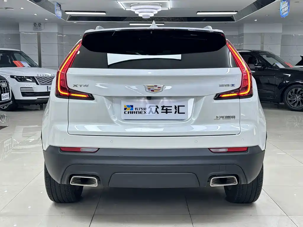Cadillac XT4 — фото 5