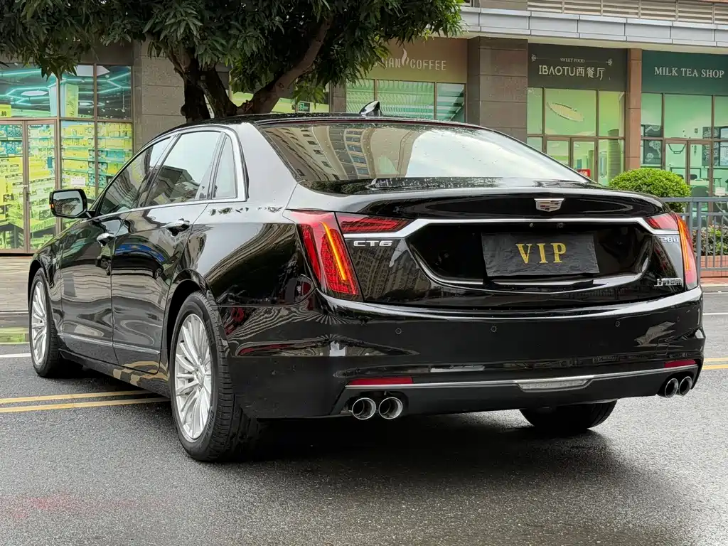 Cadillac CT6 — фото 6