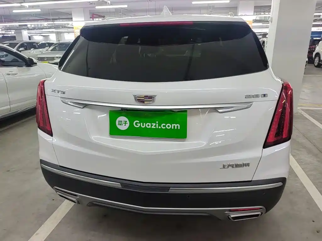 Cadillac XT5 — фото 6